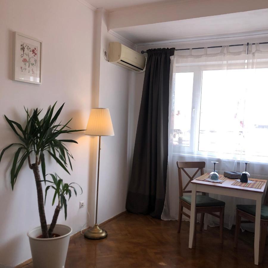 Apartment Old -